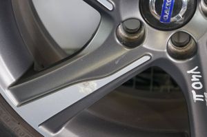 Volvo V40 Felgi aluminiowe R17 