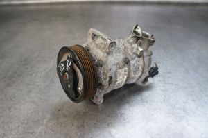 Audi Q3 8U Ilmastointilaitteen kompressorin pumppu (A/C) 5K0820803G