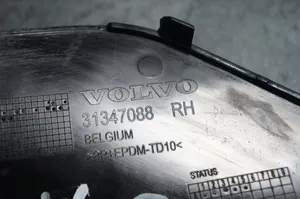 Volvo V40 Moulure de pare-chocs avant 31347088