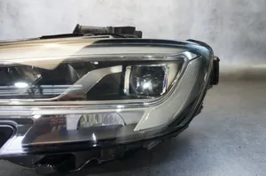 BMW 4 F36 Gran coupe Lampa przednia 8V0941033D