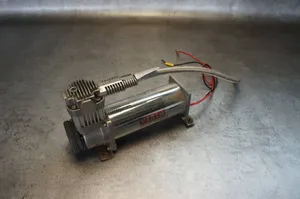 Volkswagen Tiguan Air suspension compressor 