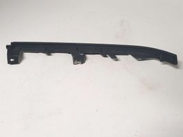 Nissan Primera Moulure sous phares 6241870N00