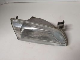 Toyota Camry Lampa przednia 11076448