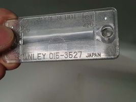 Mitsubishi L200 Éclairage de plaque d'immatriculation MB183547