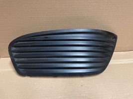 Subaru Legacy Grille inférieure de pare-chocs avant 57731AE400