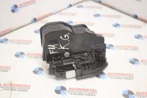 BMW 5 F10 F11 Serratura portiera posteriore 7229459