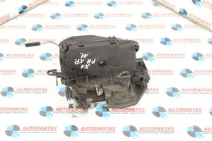 BMW X1 E84 Serrure de porte avant 7059973