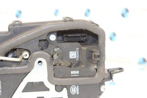 BMW X1 E84 Serrure de porte avant 7059973