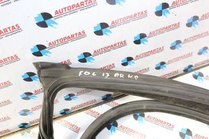 BMW 6 F06 Gran coupe Front door rubber seal 7275298