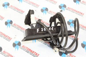 BMW 3 F30 F35 F31 Gniazdo / Złącze USB 9207358