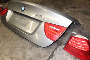 BMW 3 E90 E91 Takaluukun/tavaratilan kansi 7254425