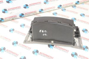 BMW 5 E60 E61 Vano portaoggetti 69139391