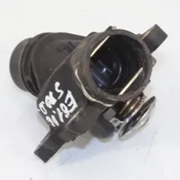 BMW 5 E60 E61 Boîtier de thermostat / thermostat 2248038