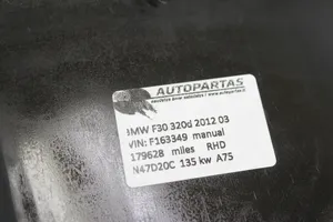 BMW 3 F30 F35 F31 Saugiklių dėžė (komplektas) 8509913