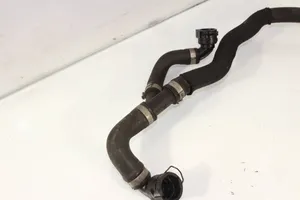 BMW X6 E71 Engine coolant pipe/hose 7576371