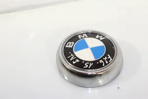 BMW X4 F26 Etupuskurin ylempi jäähdytinsäleikkö 7340321