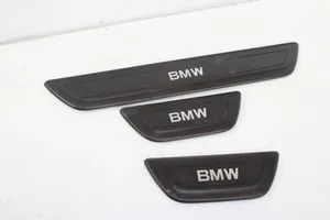 BMW X4 F26 Copertura del rivestimento del sottoporta anteriore 7205597