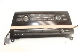 BMW 5 F10 F11 Climate control unit 9241238