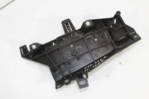 BMW 3 F30 F35 F31 Altra parte del vano motore 7811112