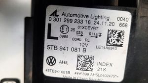 Volkswagen Touran III Lampa przednia 5TB941081