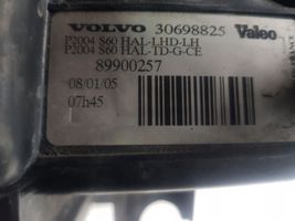 Volvo S60 Lampa przednia 89900257