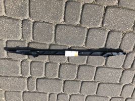 BMW 1 F40 Radiatoru paneļa augšējā daļa (televizors) 51647485268