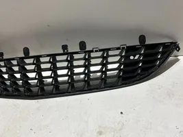 Vauxhall Astra J Etupuskurin alempi jäähdytinsäleikkö 13264552