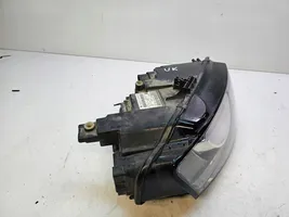 Audi A4 S4 B8 8K Lampa przednia 8K0941004A