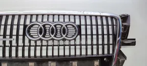 Audi Q5 SQ5 Верхняя решётка 8R0853651