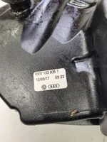 Audi A4 S4 B9 Obudowa filtra powietrza 8W0133835T