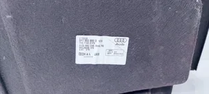 Audi A3 S3 8P Нижний отделочный щит бока багажника 8P7863880D