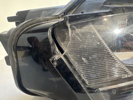 Audi A4 S4 B8 8K Lampa przednia 8K0941004