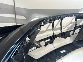 BMW 7 G70 Griglia superiore del radiatore paraurti anteriore 8081544