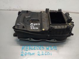 Mercedes-Benz E AMG W212 Scatola del filtro dell’aria A6510901101