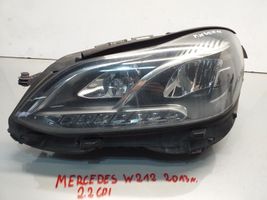 Mercedes-Benz E AMG W212 Faro/fanale A2128209961