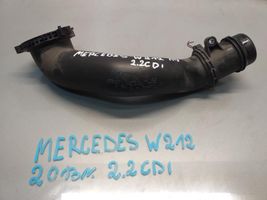 Mercedes-Benz E AMG W212 Parte del condotto di aspirazione dell'aria A6510900242