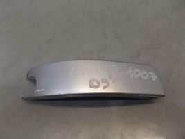 Peugeot 1007 Rivestimento modanatura del faro posteriore 