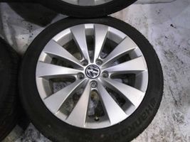 Volkswagen Passat Alltrack R17-alumiinivanne 