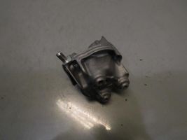 Peugeot 5008 II Support pompe injection à carburant 