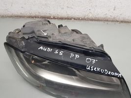 Audi S5 Lampa przednia 8T0941004Q