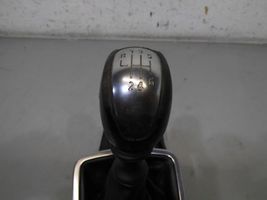 Renault Latitude (L70) Gear selector/shifter in gearbox 