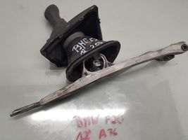 BMW 1 F20 F21 Gear selector/shifter in gearbox 7605091