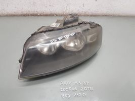 Audi A3 S3 8P Lampa przednia 