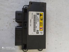 Opel Zafira C Airbag control unit/module 13589374