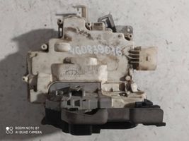 Volkswagen Touareg II Etuoven lukko 4G0839016