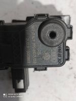 Volkswagen Touareg II Fuel tank cap lock motor 7P0810773B