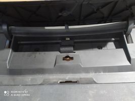 Audi Q7 4L Poszycie / Tapicerka tylnej klapy bagażnika 4L0867973A