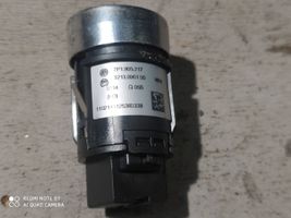 Volkswagen Touareg II Engine start stop button switch 7P1905217