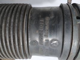 Volkswagen Golf IV Tube d'admission d'air 1J0129684J