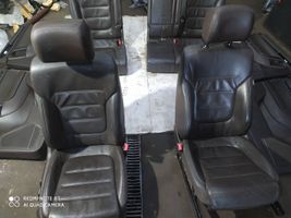 Volkswagen Touareg II Set di rivestimento sedili e portiere 